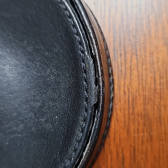 Authentic Louis Vuitton Coin Purse - rare - Picture 3 of 12